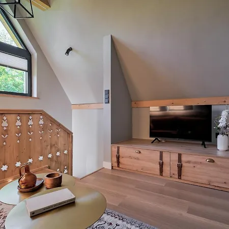 Osada Widokowa Koscielisko, Odkryj-zakopane كوشتيليسكا